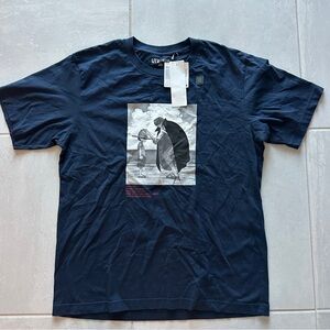 Uniqlo One Piece Luffy x Shanks Dark Blue Graphic Tee